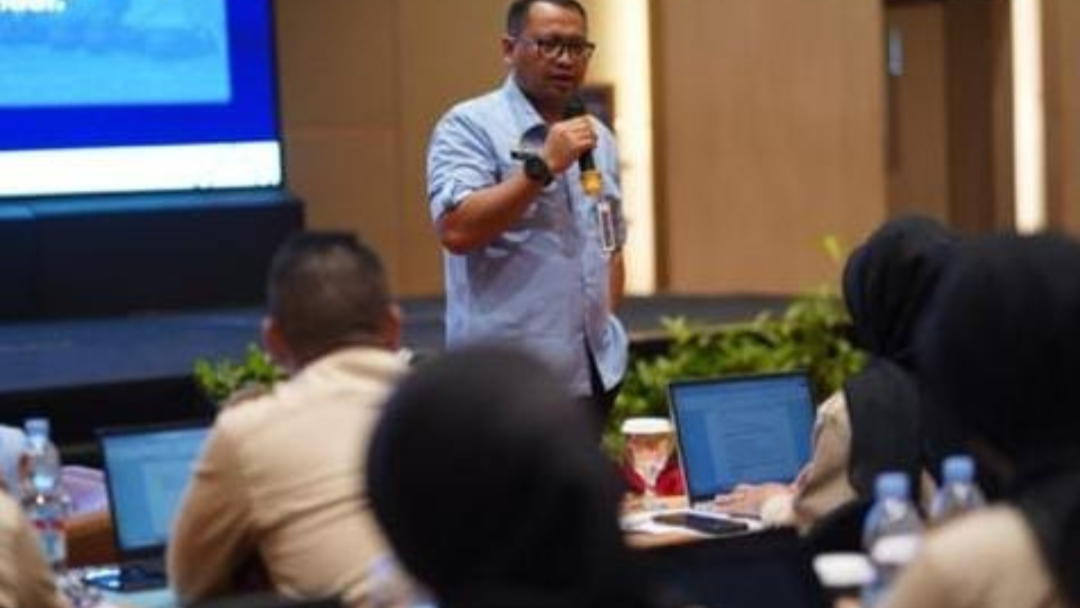 Permudah Pantau Program MBG, BGN Ponorogo Sosialisasikan Penggunaan Tauwas Care ke SPPG